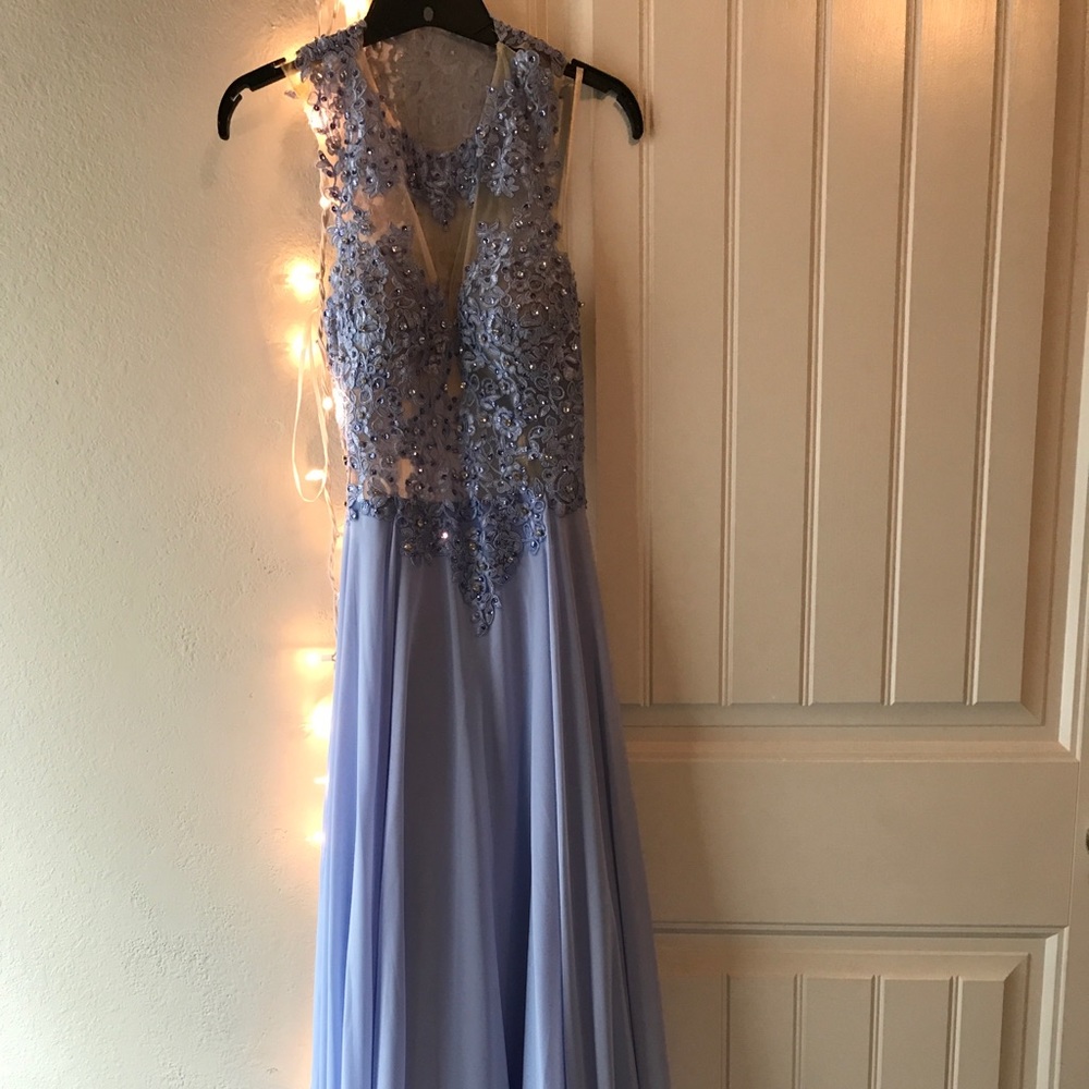 A-line/princess scoop sleeveless sweep/brush train